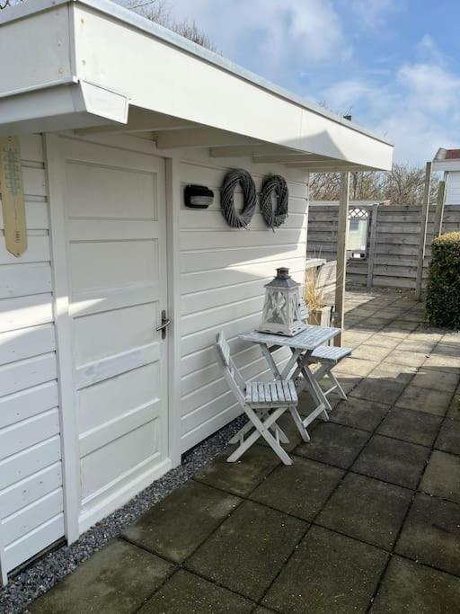 Chalet + Tiny House Nabij Strand Petten Exteriér fotografie