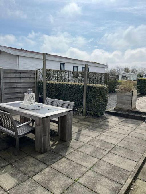 Chalet + Tiny House Nabij Strand Petten Exteriér fotografie